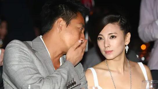 重生豪门贵女，命运重燃与荣耀归来