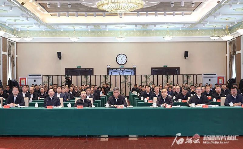 新疆党委书记最新任免动态与影响分析