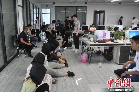 最新破获网络诈骗案揭秘，揭开网络诈骗的真相！