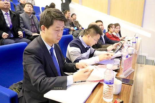最新国外新闻热点，高科技产品引领未来生活潮流重磅发布！