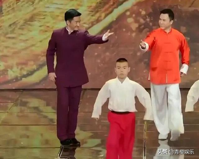 吴京最新动态揭秘，自然之旅探寻内心宁静与平和