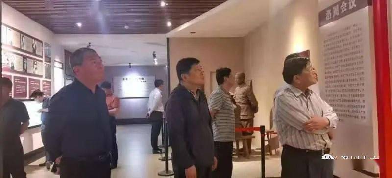 最新城市版球衣，变化、学习与自信的力量展现时尚风采