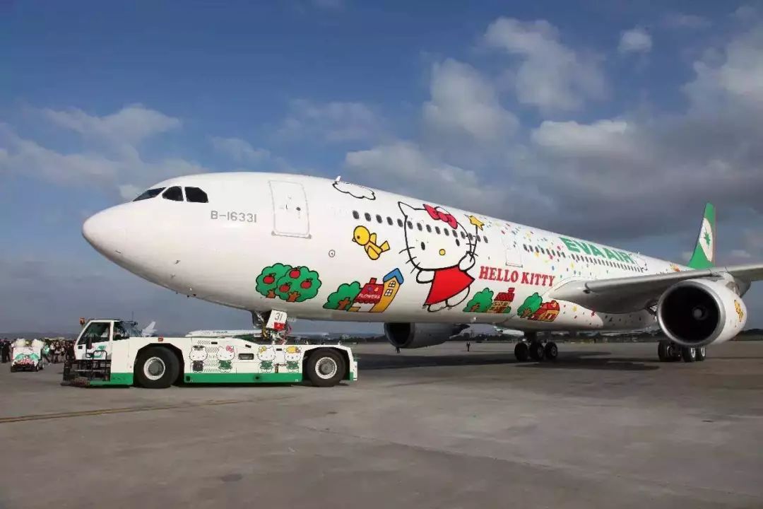 富强机场最新航线，飞行之梦与家的温馨之旅
