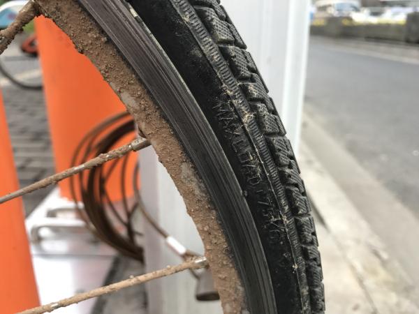 摩拜最新款单车，城市彩虹与友情温度的交织之旅