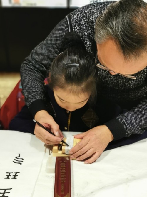 爱与陪伴的温馨篆刻之旅，2017年篆刻比赛