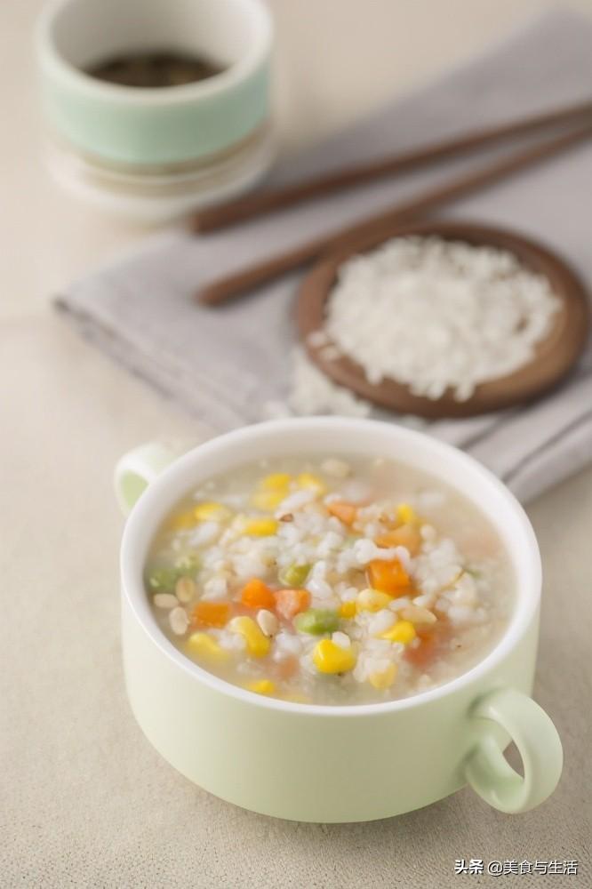 制作美味绿色营养粥的详细步骤指南——却绿新粥章节