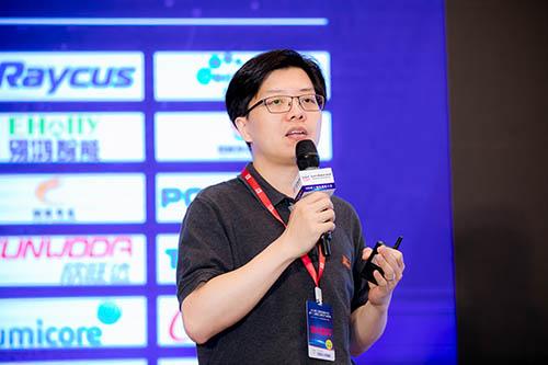 南方电网领导团队引领变革，铸就自信与成就新篇章