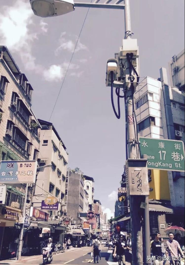 中国新说唱最新动态，巷弄深处的音乐小店之旅